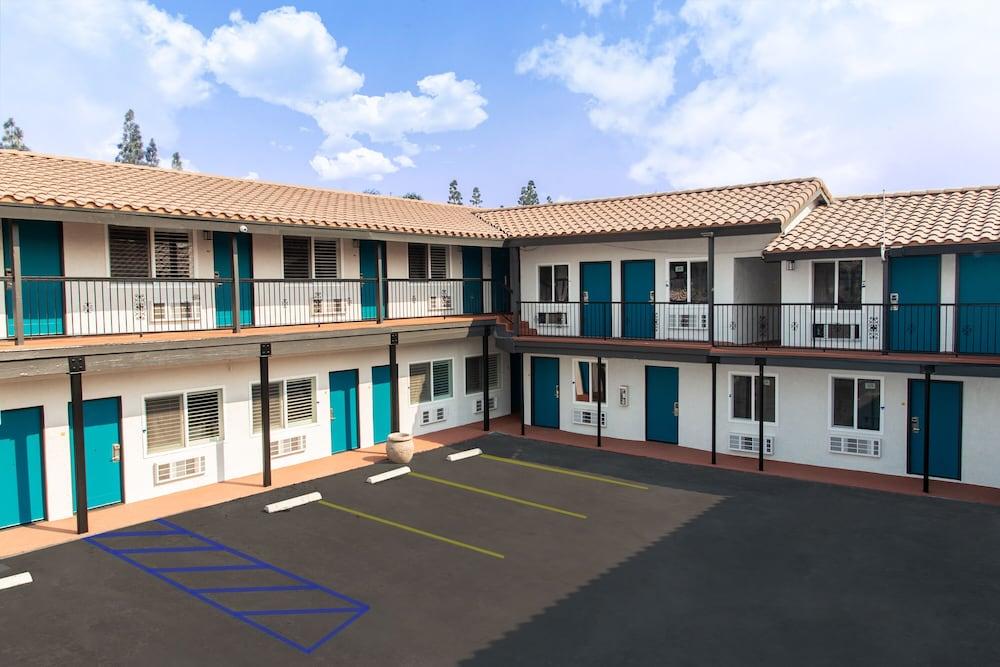 Magnolia Tree Hotel Anaheim Exterior foto